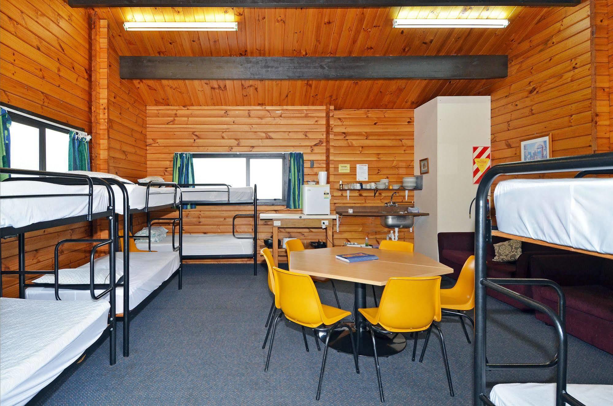 Leith Valley Holiday Park And Motels Dunedin Esterno foto