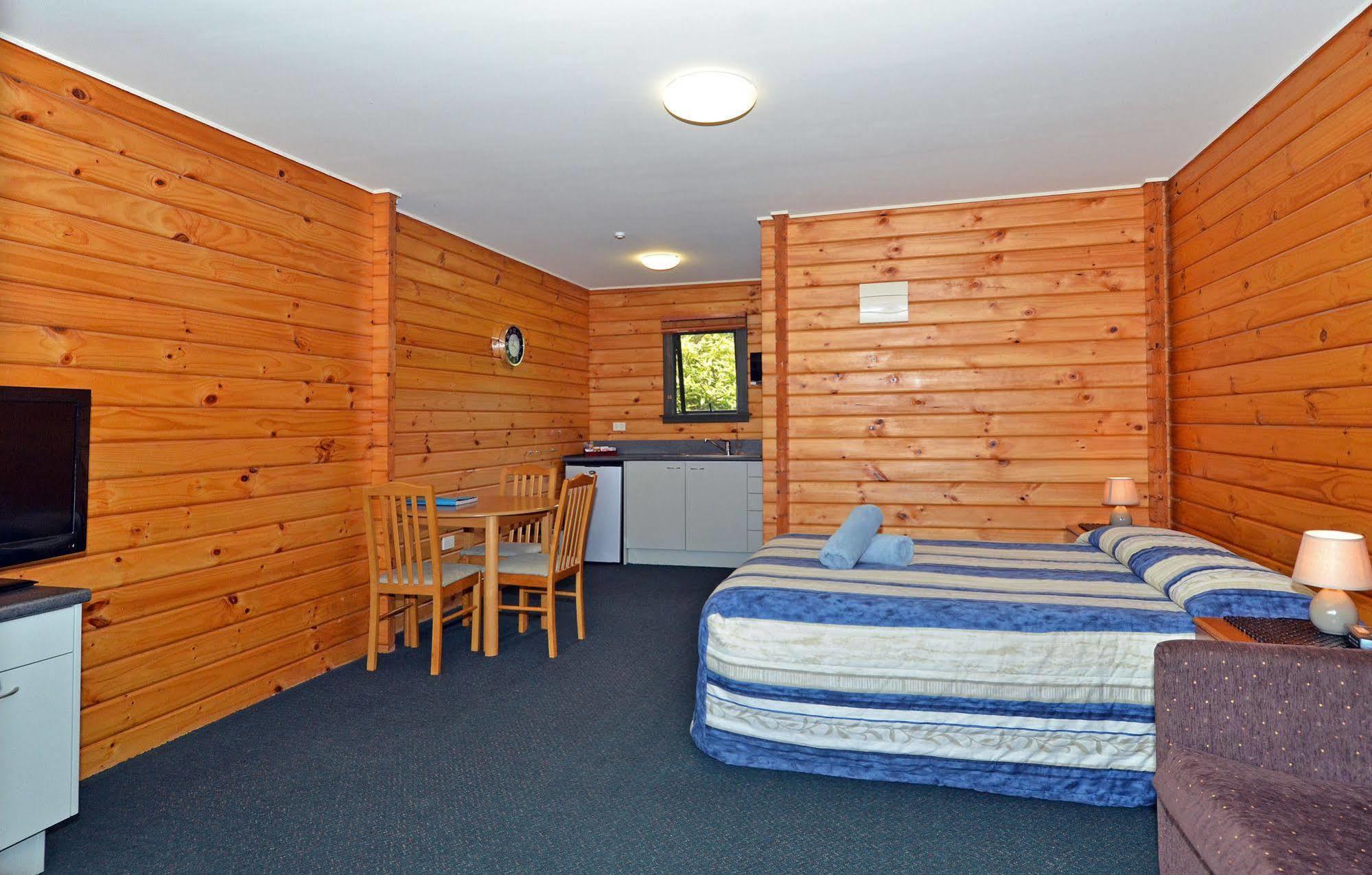 Leith Valley Holiday Park And Motels Dunedin Esterno foto