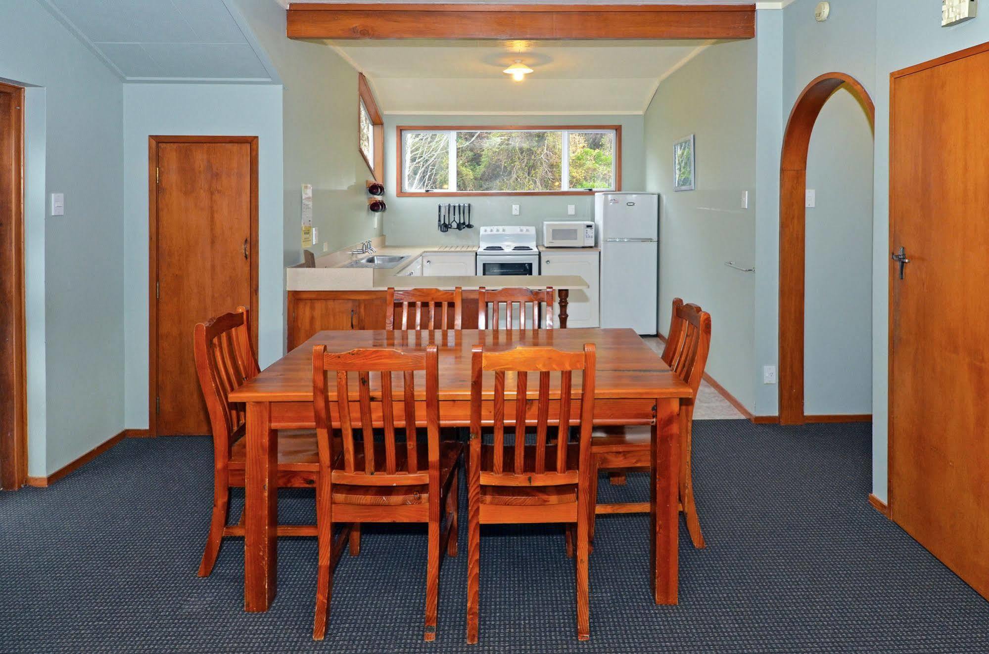 Leith Valley Holiday Park And Motels Dunedin Esterno foto